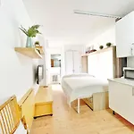 Nuevo/Acogedor Estudio En Prosperidad, Terraza,A/C