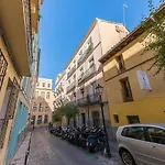 Madrid center 2 bedrooms quiet apartment