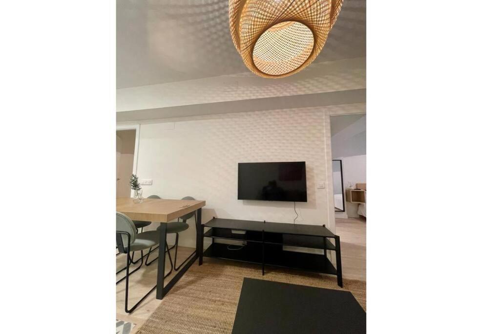 Cool Apt 9 Pax En Plena Plaza De Chueca Apartamento Madrid