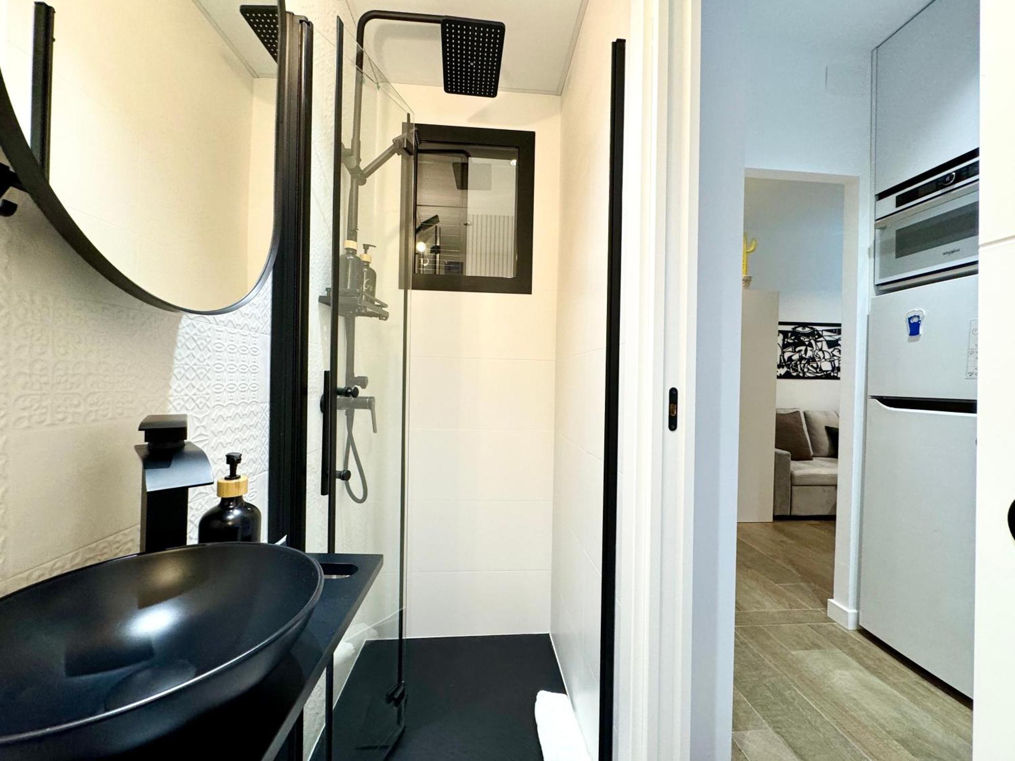 Luxury Flat Center Full Equipe Non Touristic Apartment *