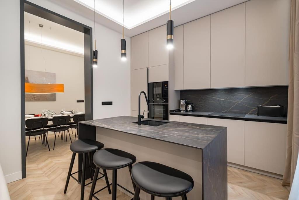 Gran Via Xvi Calle San Roque 4br 4bh Apartamento *