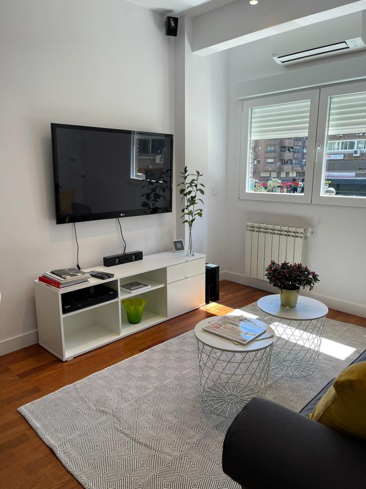 Total Access 3 Bedroom 2 Bath 6 Persons Apartment *