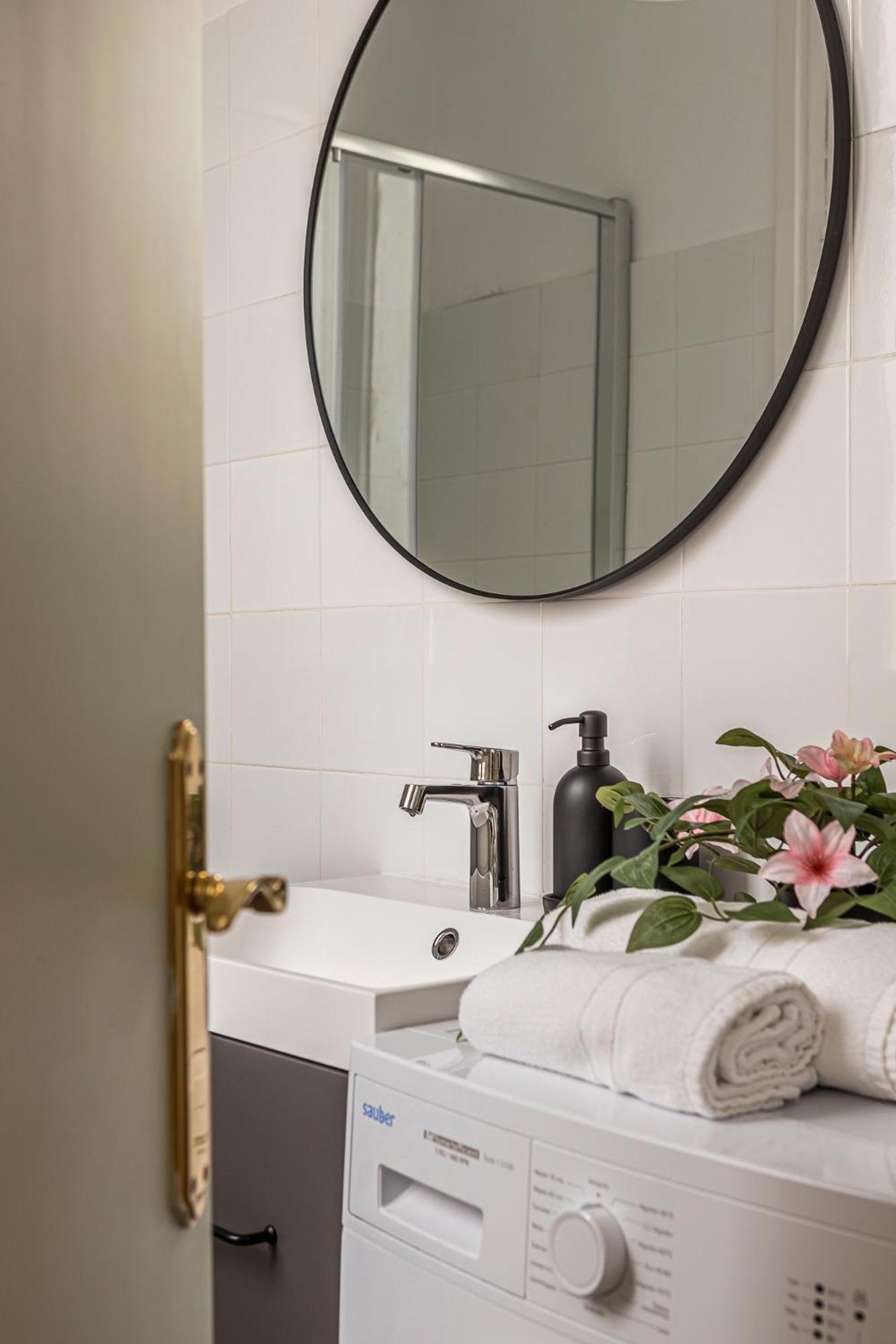 Malasana Gold By Hogar4 * Madrid