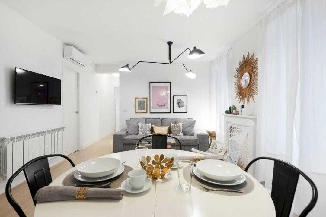 2 Bedrooms 1 Bathroom Furnished - Delicias Atocha - Bright - Mintystay Madrid