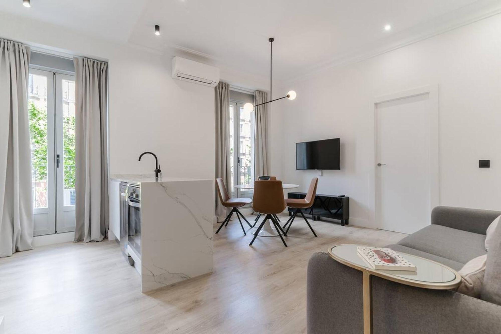 Luz Y Diseno En Malasana, Piso Centrico Y Nuevo * Madrid