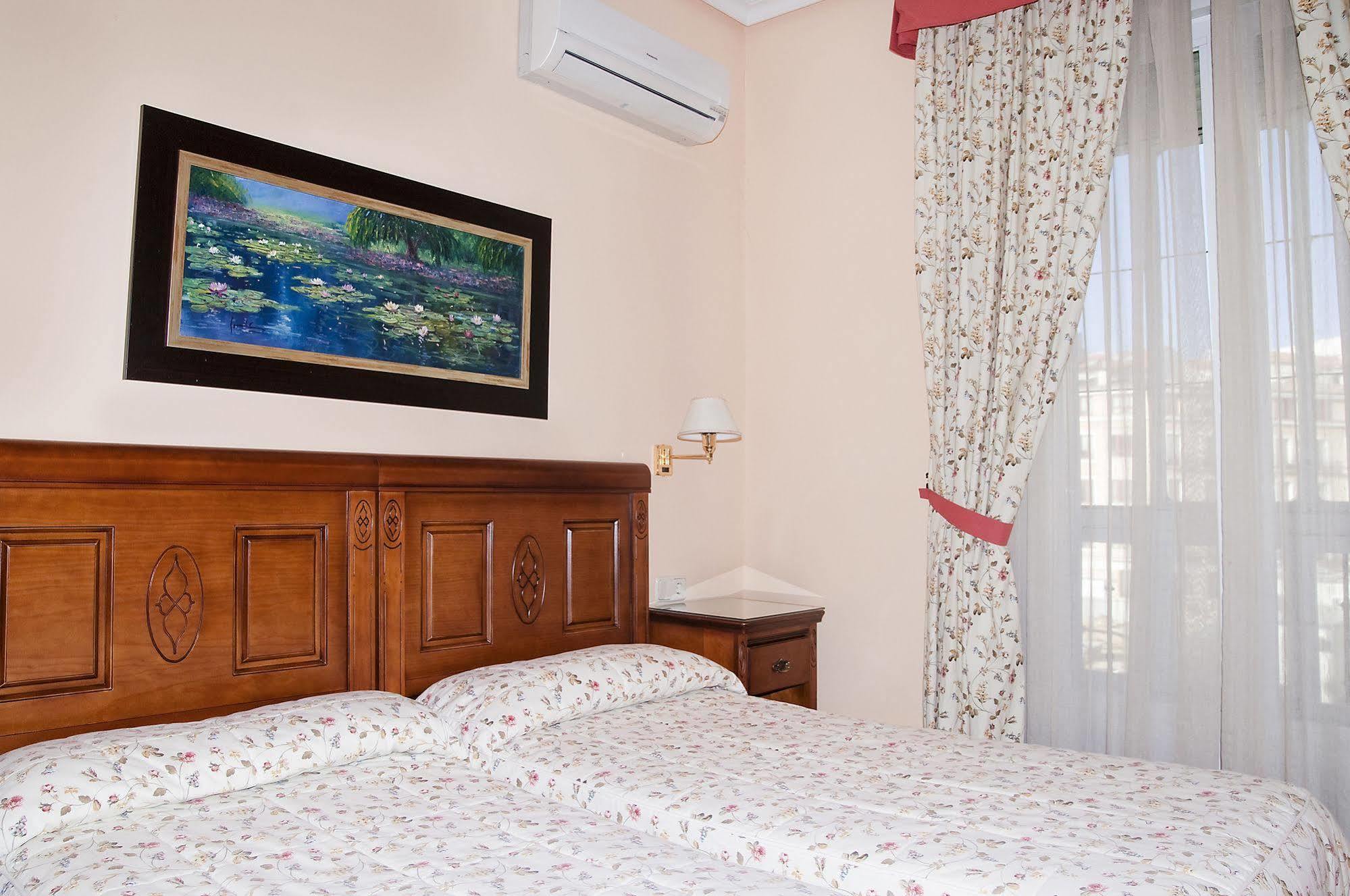 Guest house Oriente 3*