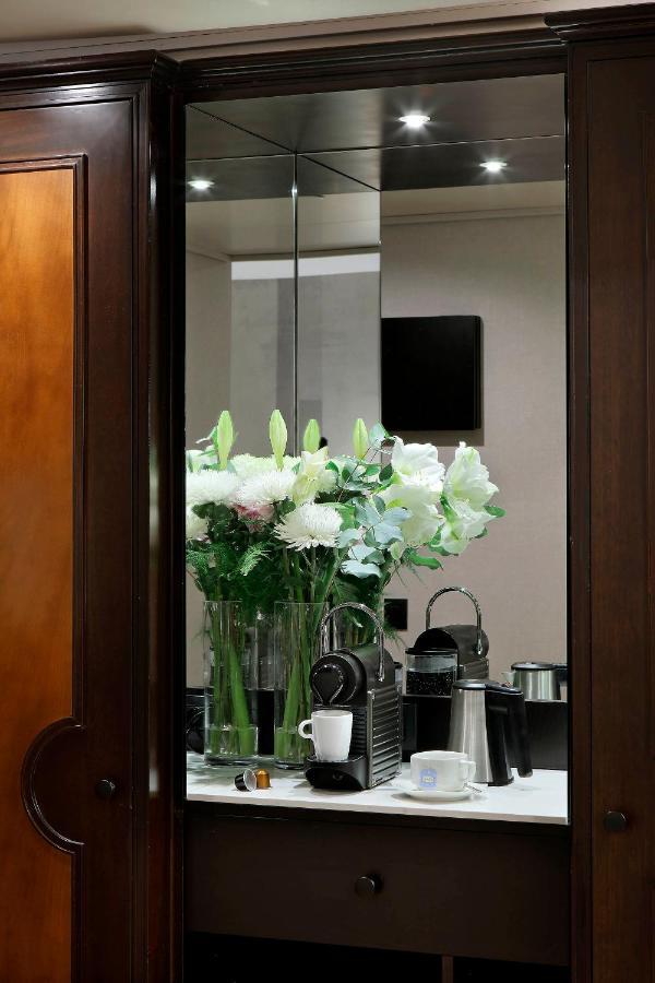 Hyatt Regency Hesperia Hotel 5*