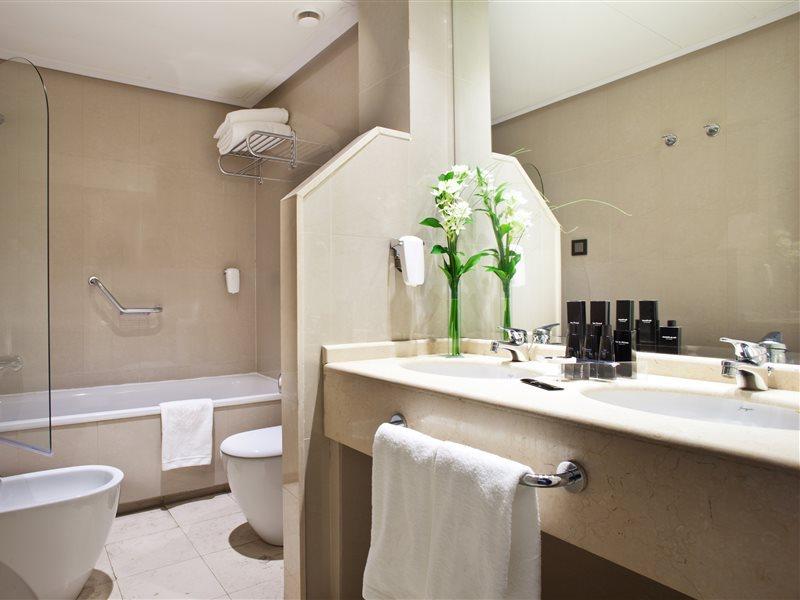 Princesa Plaza Hotel 4*