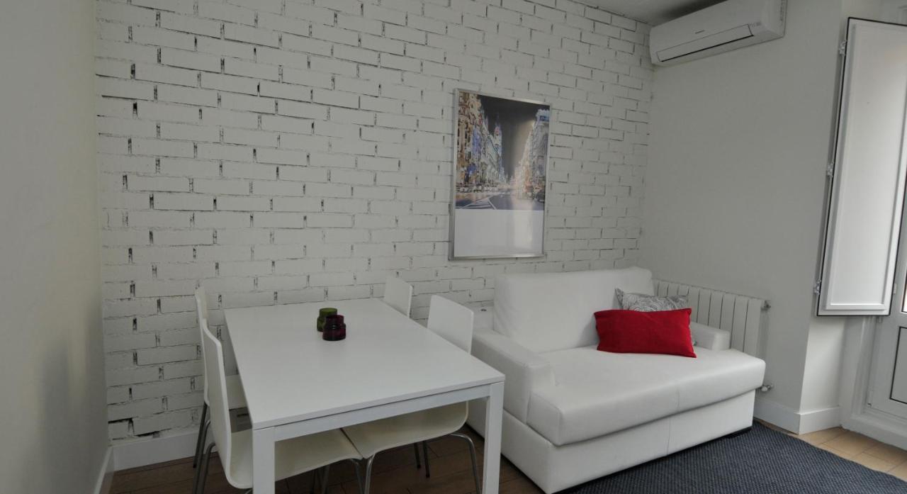 Fuencarral Suites Apartment