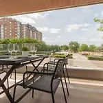 Moderno Y Lujoso Apartamento En Urbanizacion Privada Con Terraza De Diseño En Valdebebas / Ciudad Deportiva Real Madrid / Feria De Madrid