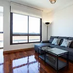 Apartamentos Castilla Luz Business