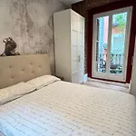 Large 2 Bedroom Near Gran Via