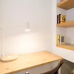 Valverde 19, Esc Interior 3º Izq