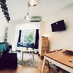 Lollipop Flats City Centre Deluxe Suite