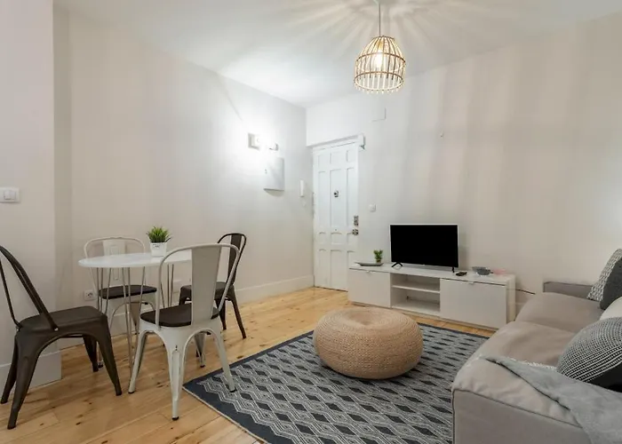 1 Bedroom 1 Bathroom Furnished - Chamberi - Cozy Modern- Mintystay