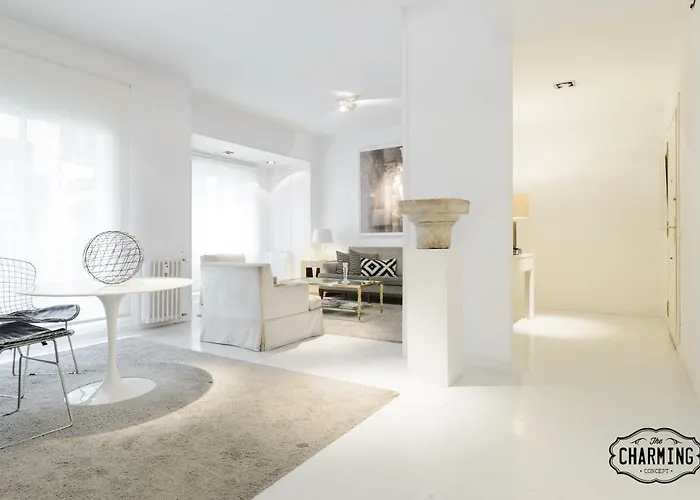 Charming Goya Luxury