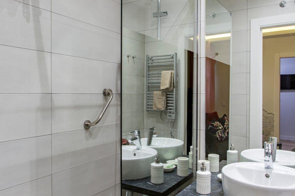 Goodrooms Apartment