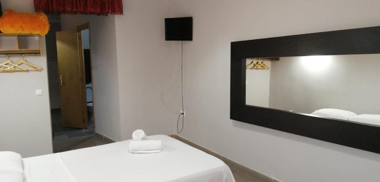 Pensión Oxum 3*