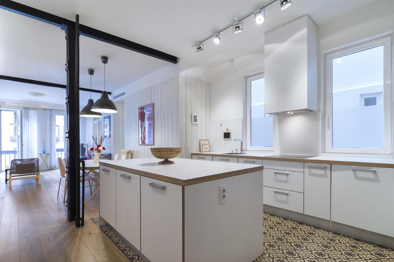 Mit House Barcelo En * Madrid