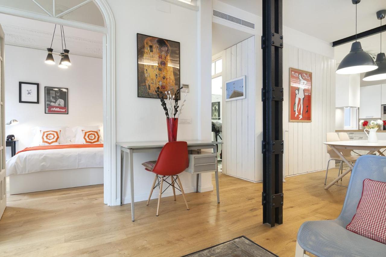 Mit House Barcelo En * Madrid