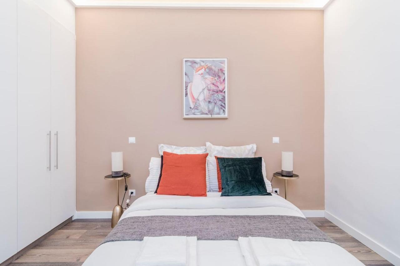 Incredible Just Steps From Gran Via By Batuecas *