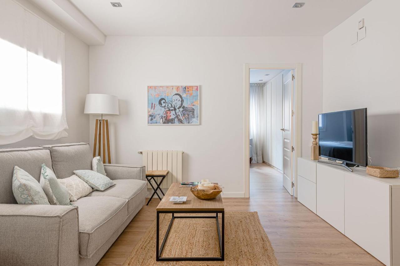 Apartment Avenida America - Cama King, Ac, Junto A La Estacion Madrid