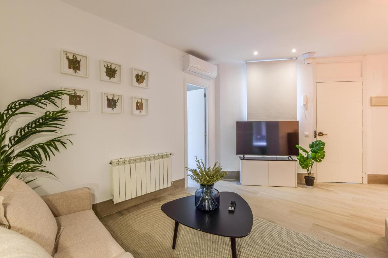 Embajadores Viii Apartment