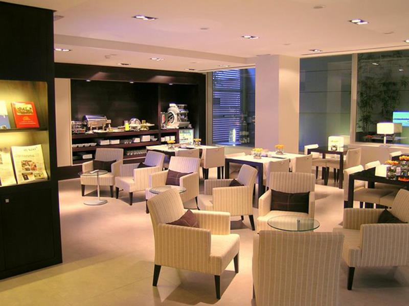 Viena Plaza De Espana Aparthotel