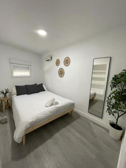 Atico C/silva 3pax Terraza Esquina Gran Via Apartamento Madrid