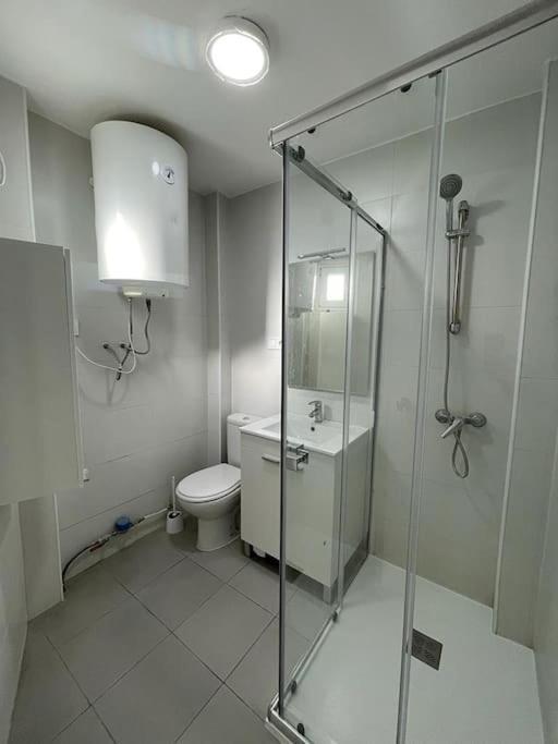 Atico C/silva 3pax Terraza Esquina Gran Via Apartamento