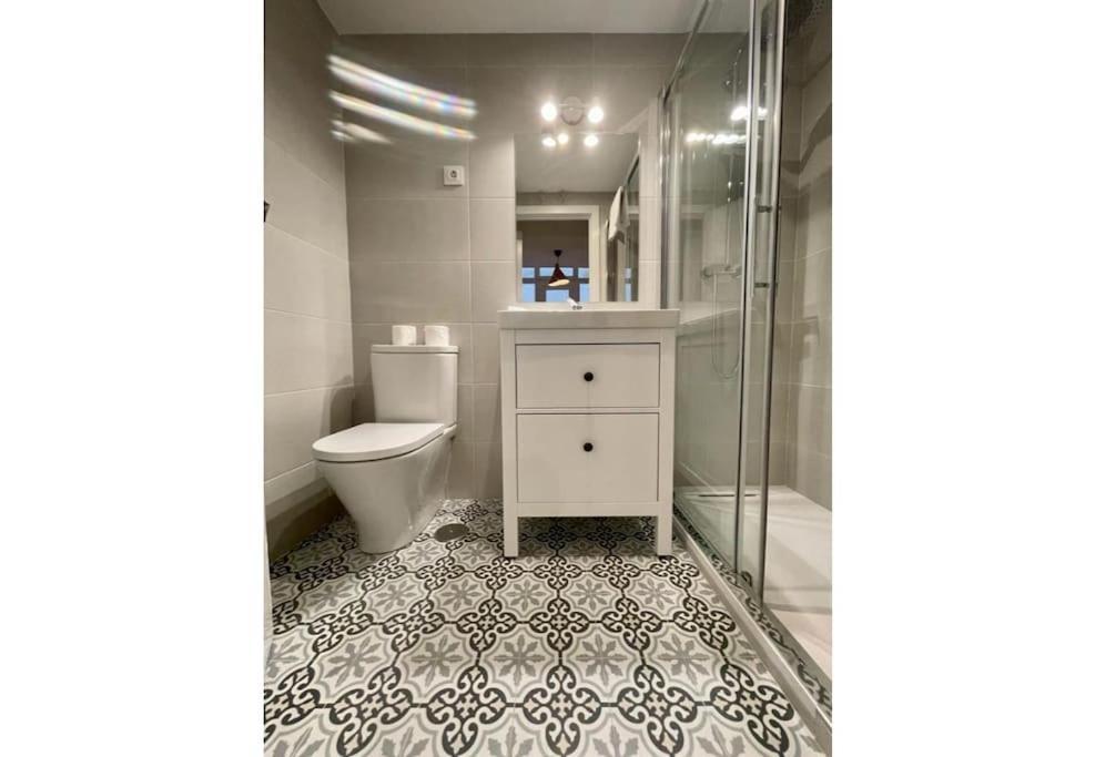 Cool Apt 9 Pax En Plena Plaza De Chueca Apartamento *