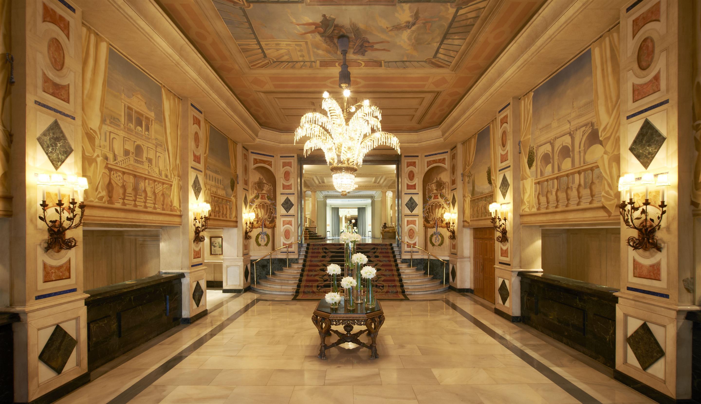 The Palace, A Luxury Collection Hotel, 5*