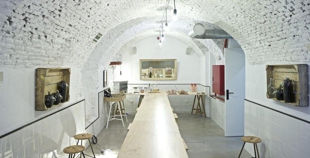 Hostal The Madrid