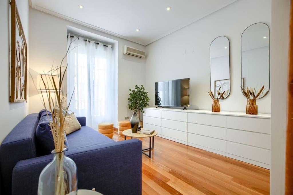 Flat In The Location-comen-2-de Apartamento *