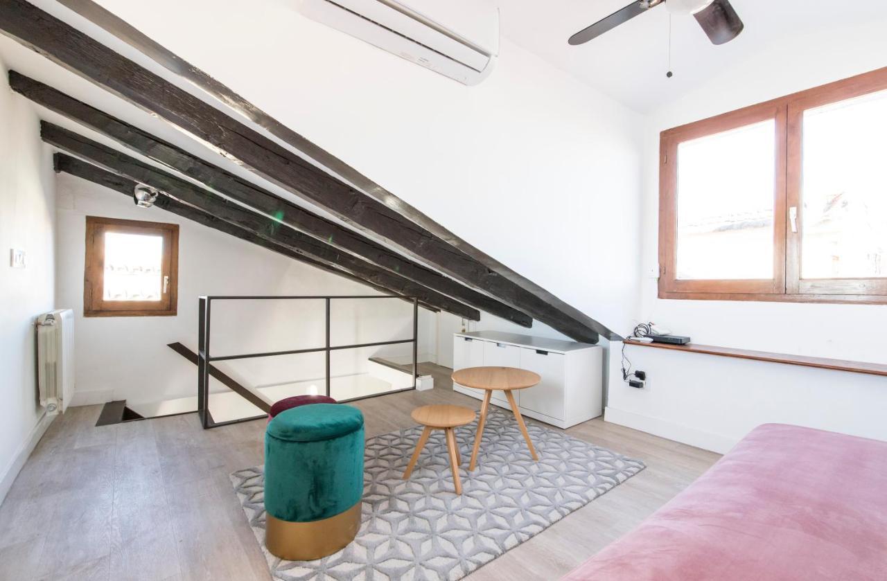 Estupendo Duplex En El Centro De Apartamento