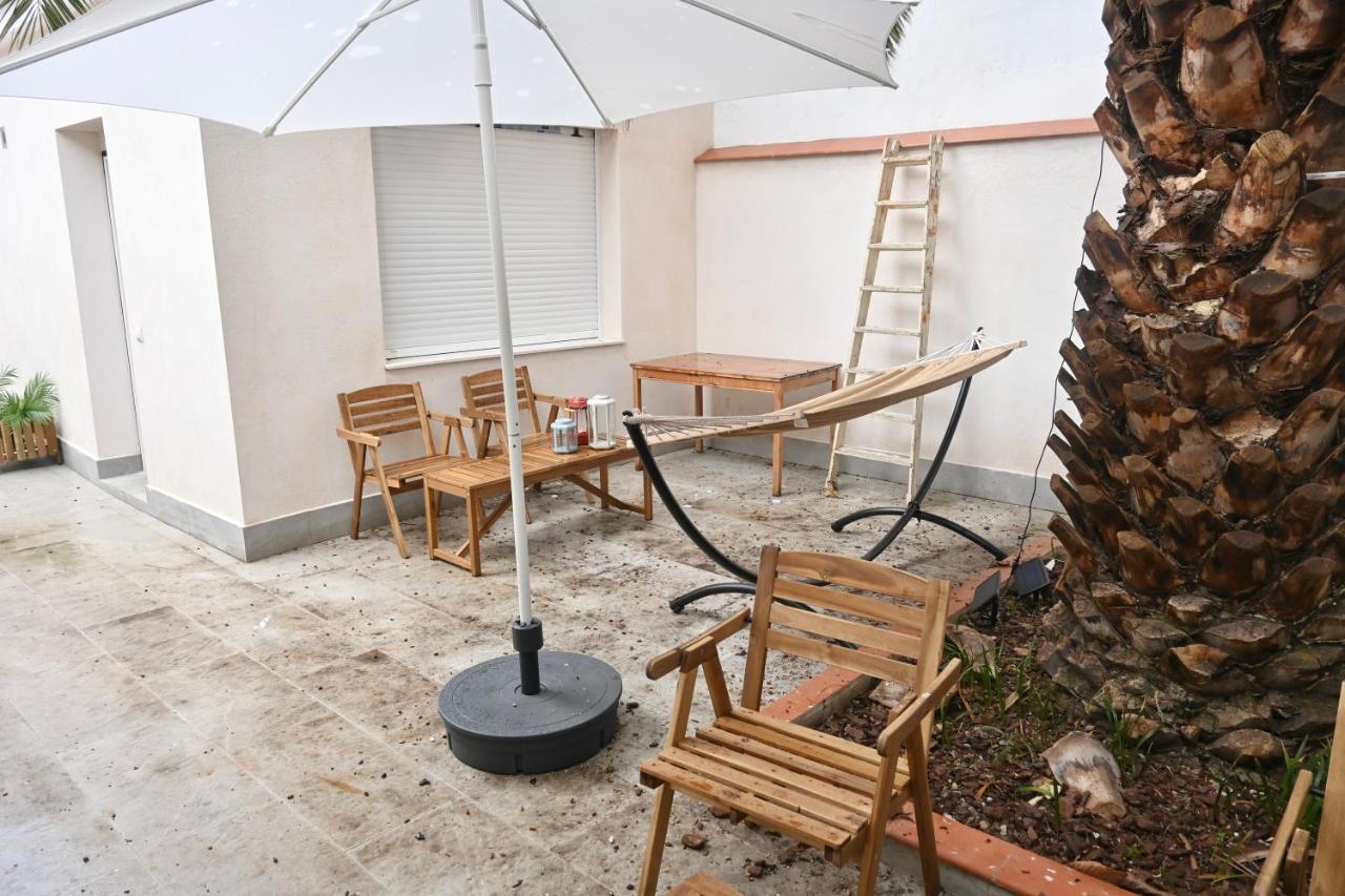 Apartamento Encantador Estudio Temporal Con Cama En Mezanine Cerca De La Vibrante Avenida Albufera Mpe35 *