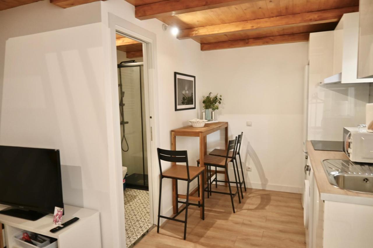 Apartamento Encantador Estudio Temporal Con Cama En Mezanine Cerca De La Vibrante Avenida Albufera Mpe35 *