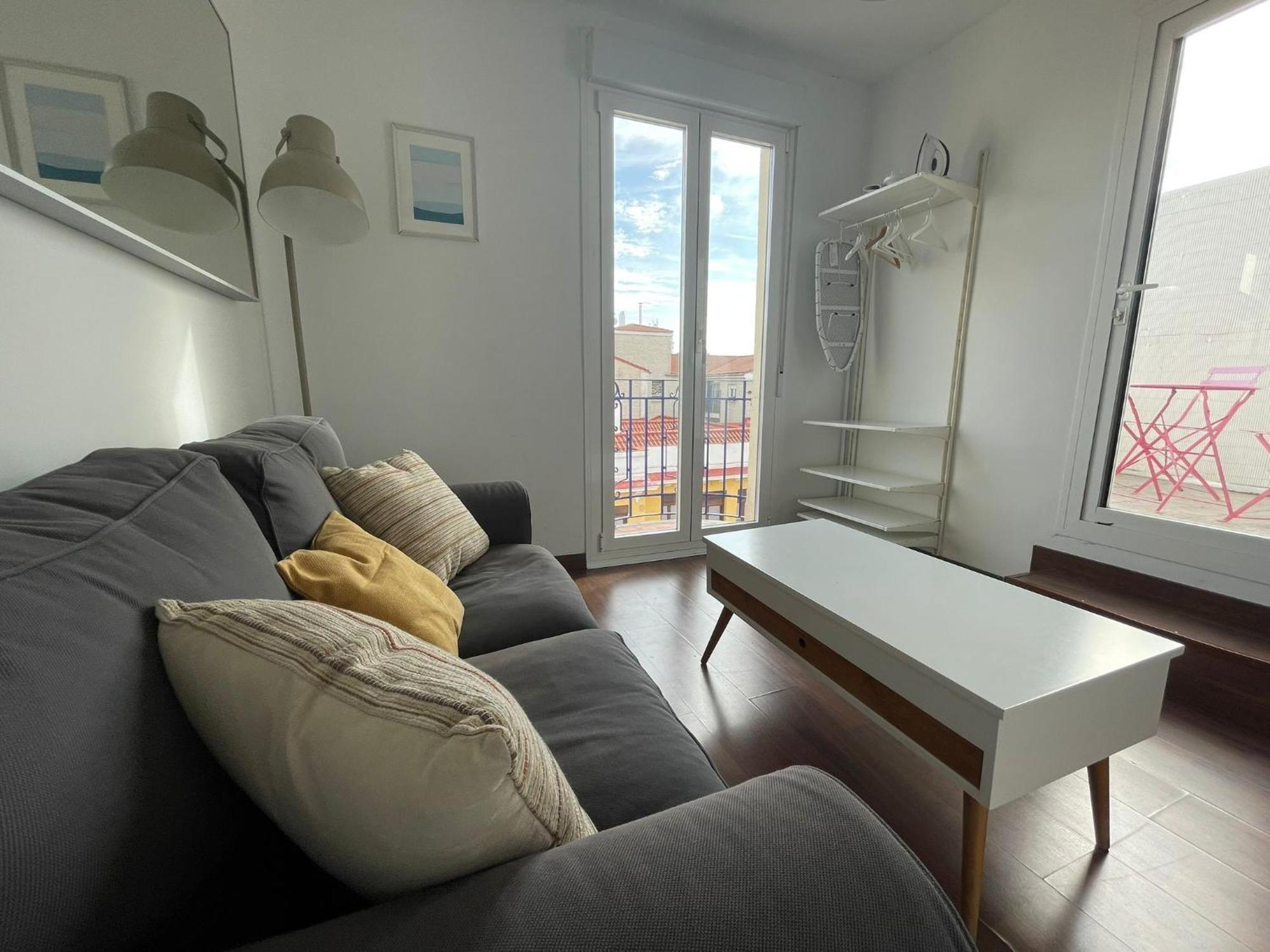 Estudio Con Terraza Zona Retiro Homestay *