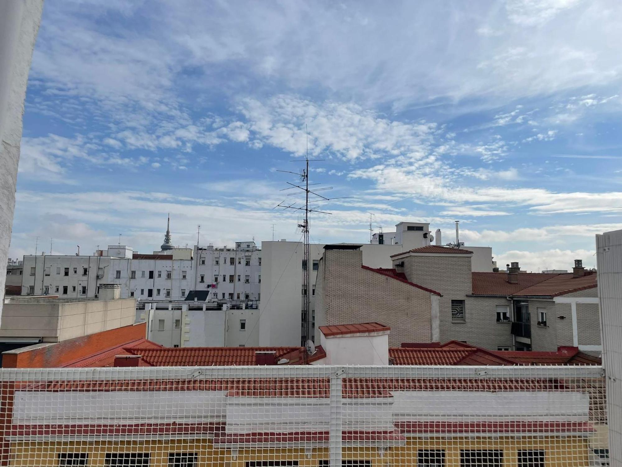Homestay Estudio Con Terraza Zona Retiro