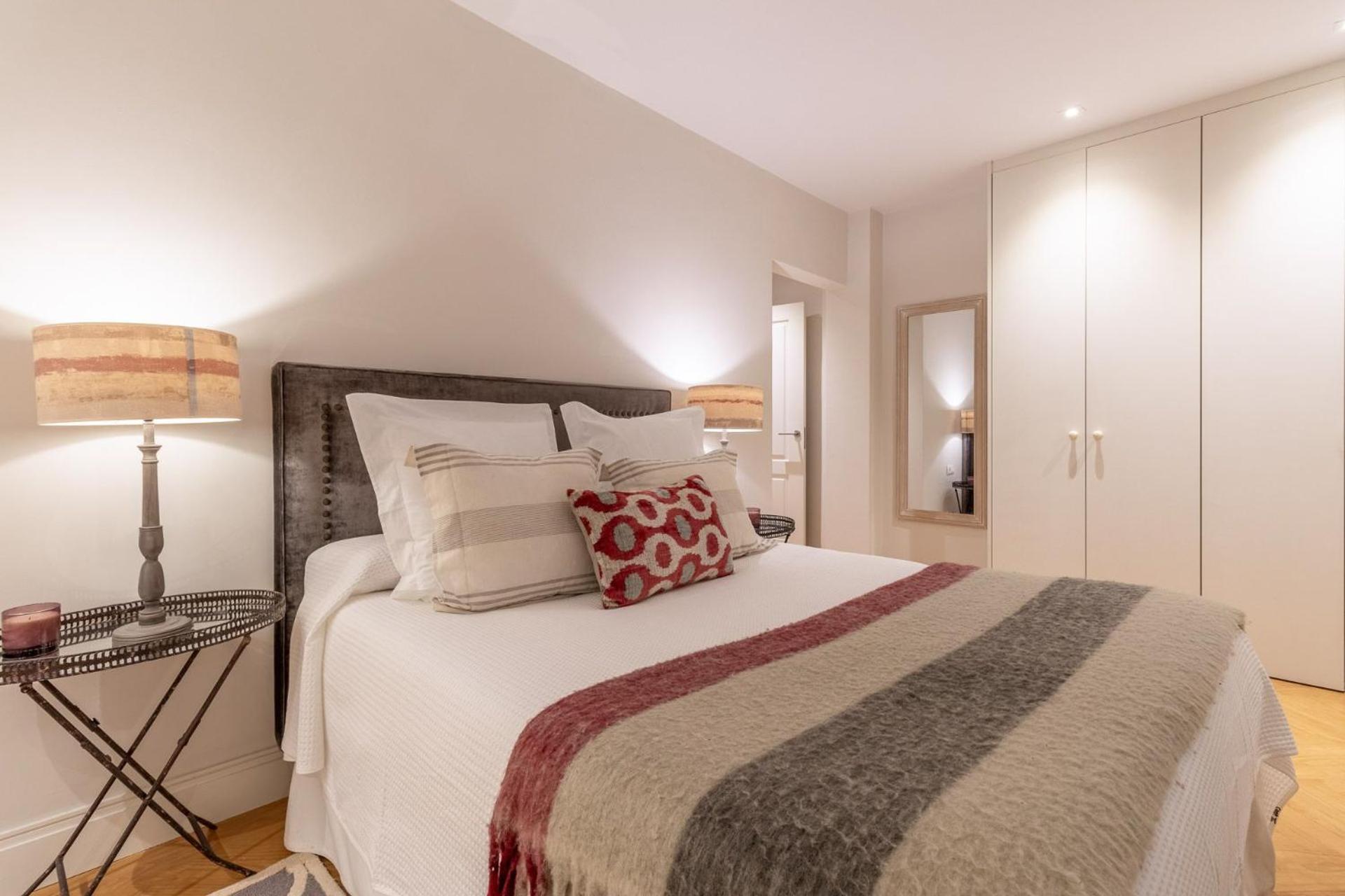 Apartamento Charming 4-person In Exclusive Barrio Salamanca Castello Ii Madrid