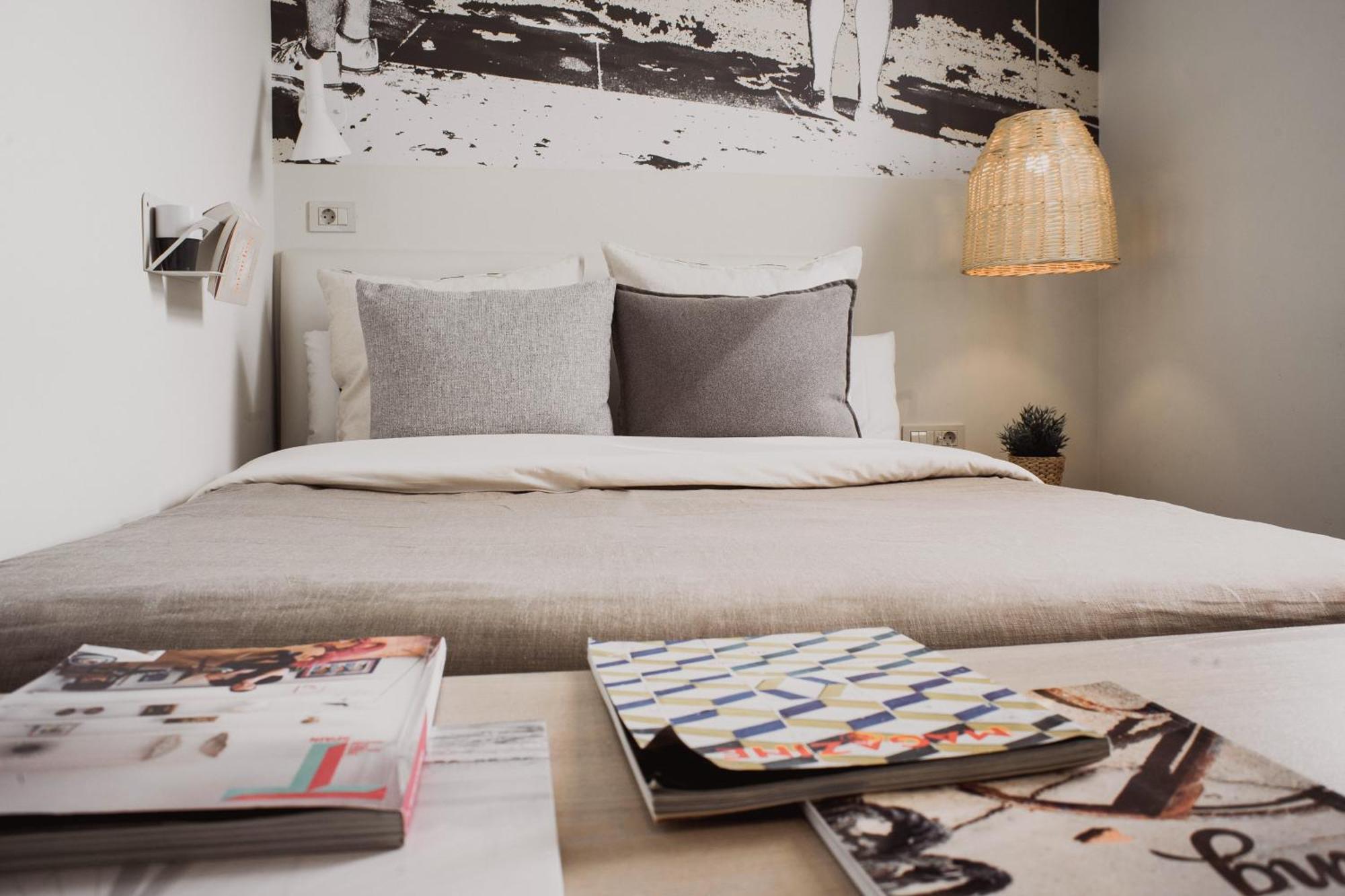 Room Select Sol Madrid