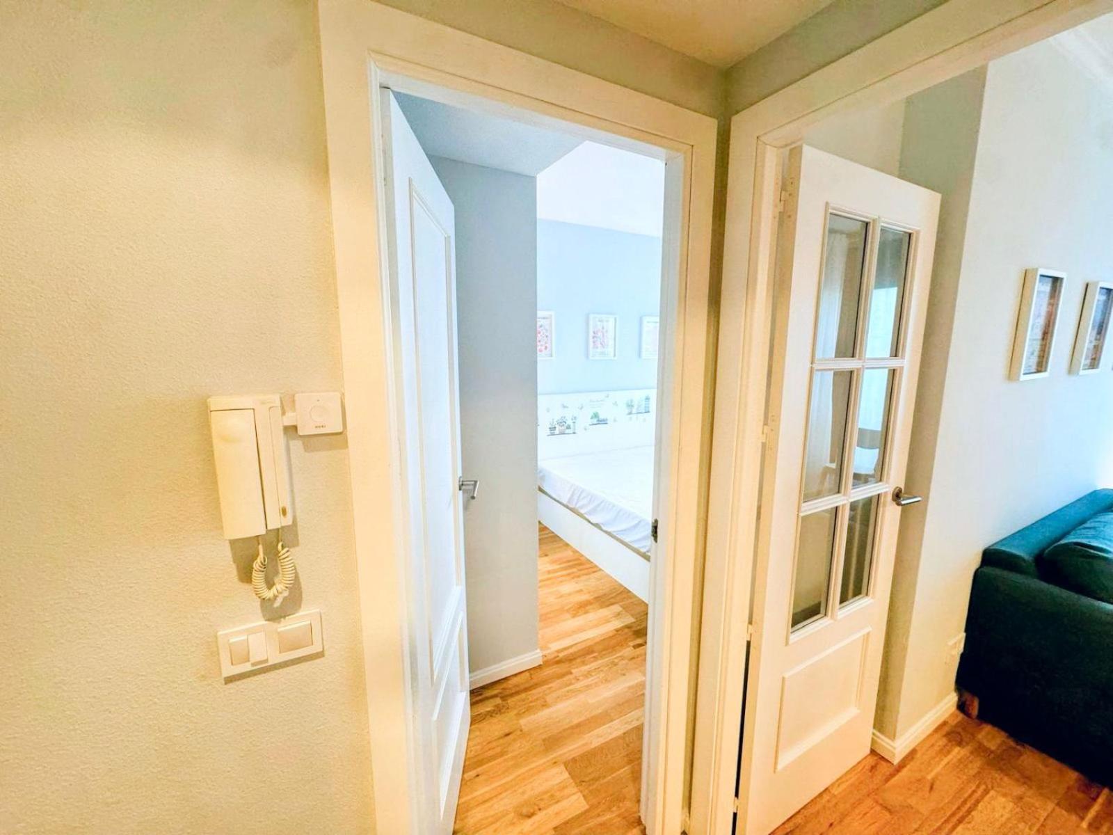 Piso Con Piscina Cerca Del Aeropuerto By Bebalmy Apartamento