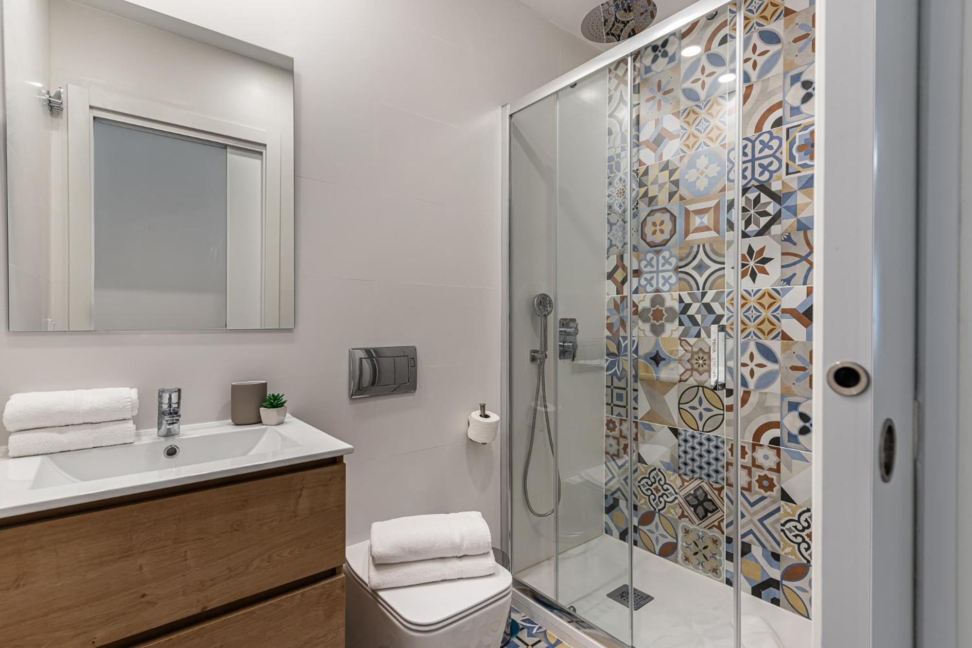 Queens Chamberi Iii - Alquiler Corta Duracion Apartment