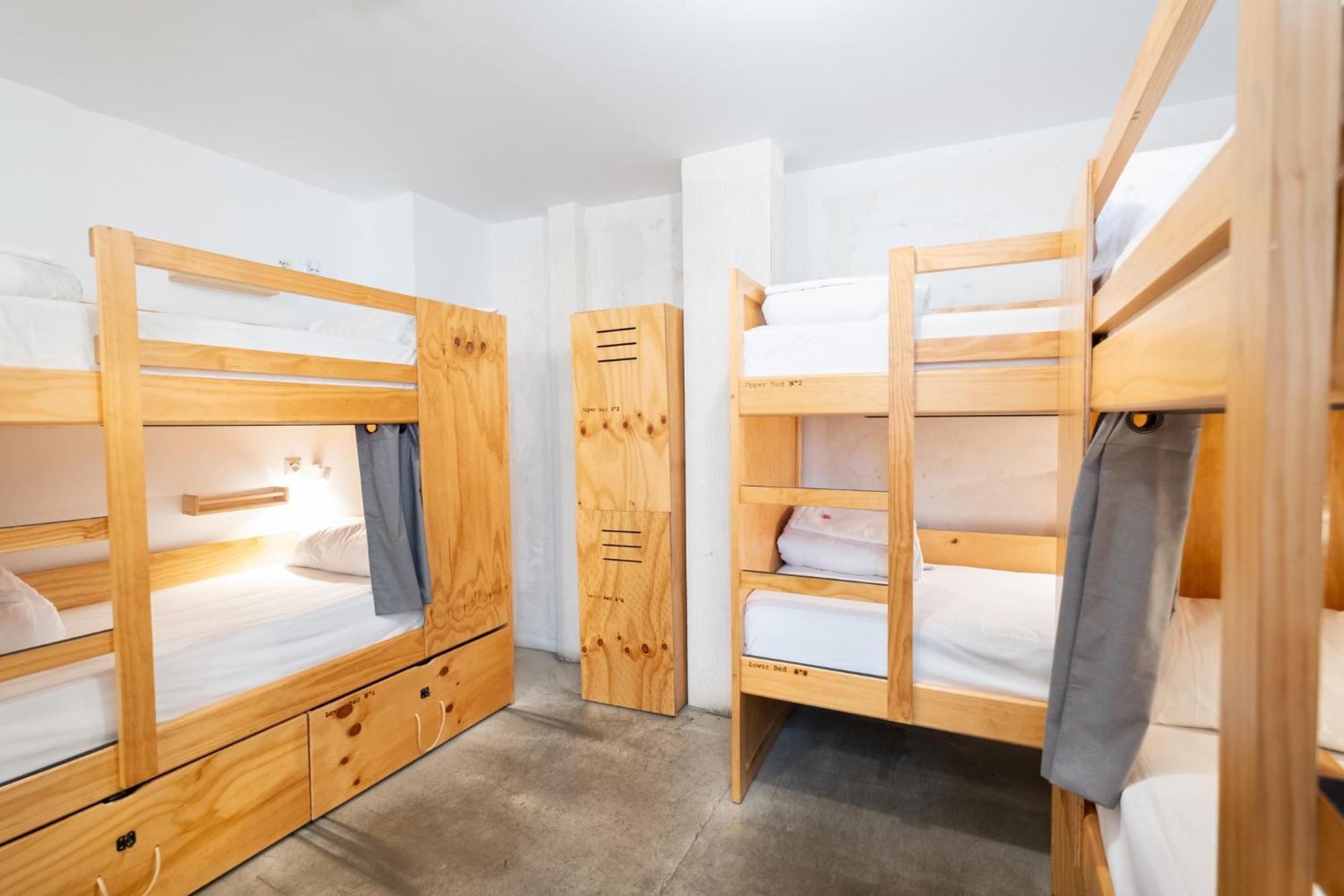 Hostal The *