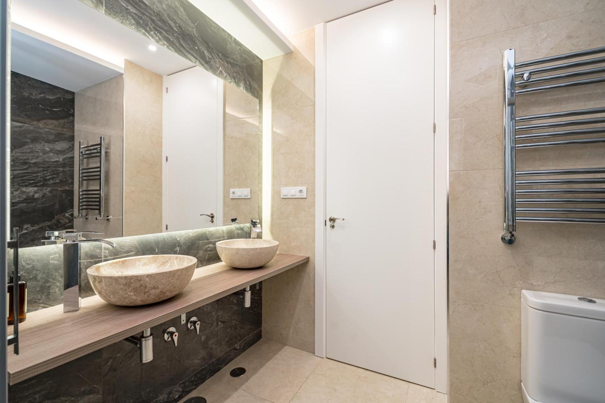 Chueca Viii Calle Hortaleza 3br 3bh Apartamento Madrid