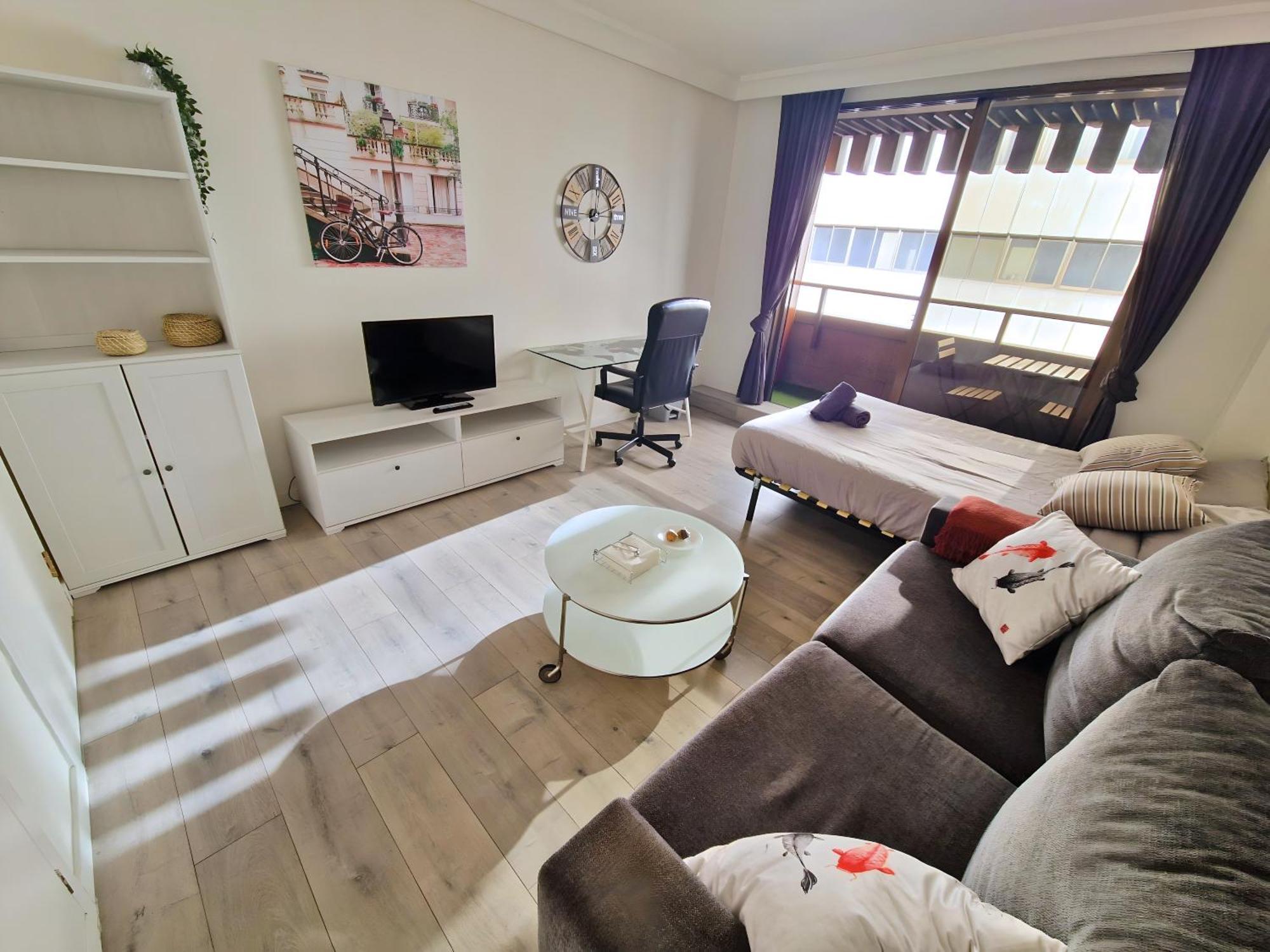 Estupendo Estudio En Castellana Apartamento