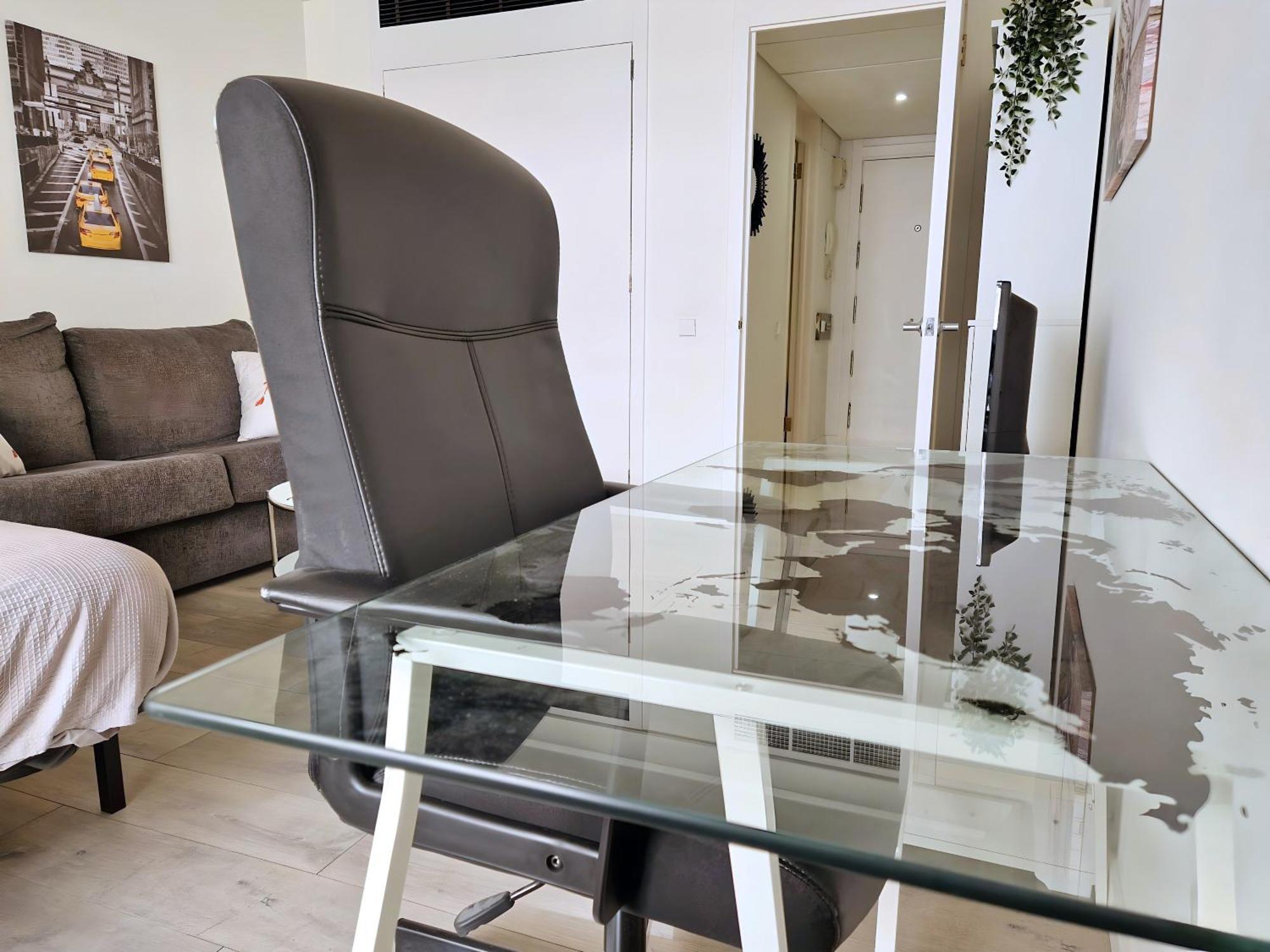 Estupendo Estudio En Castellana *