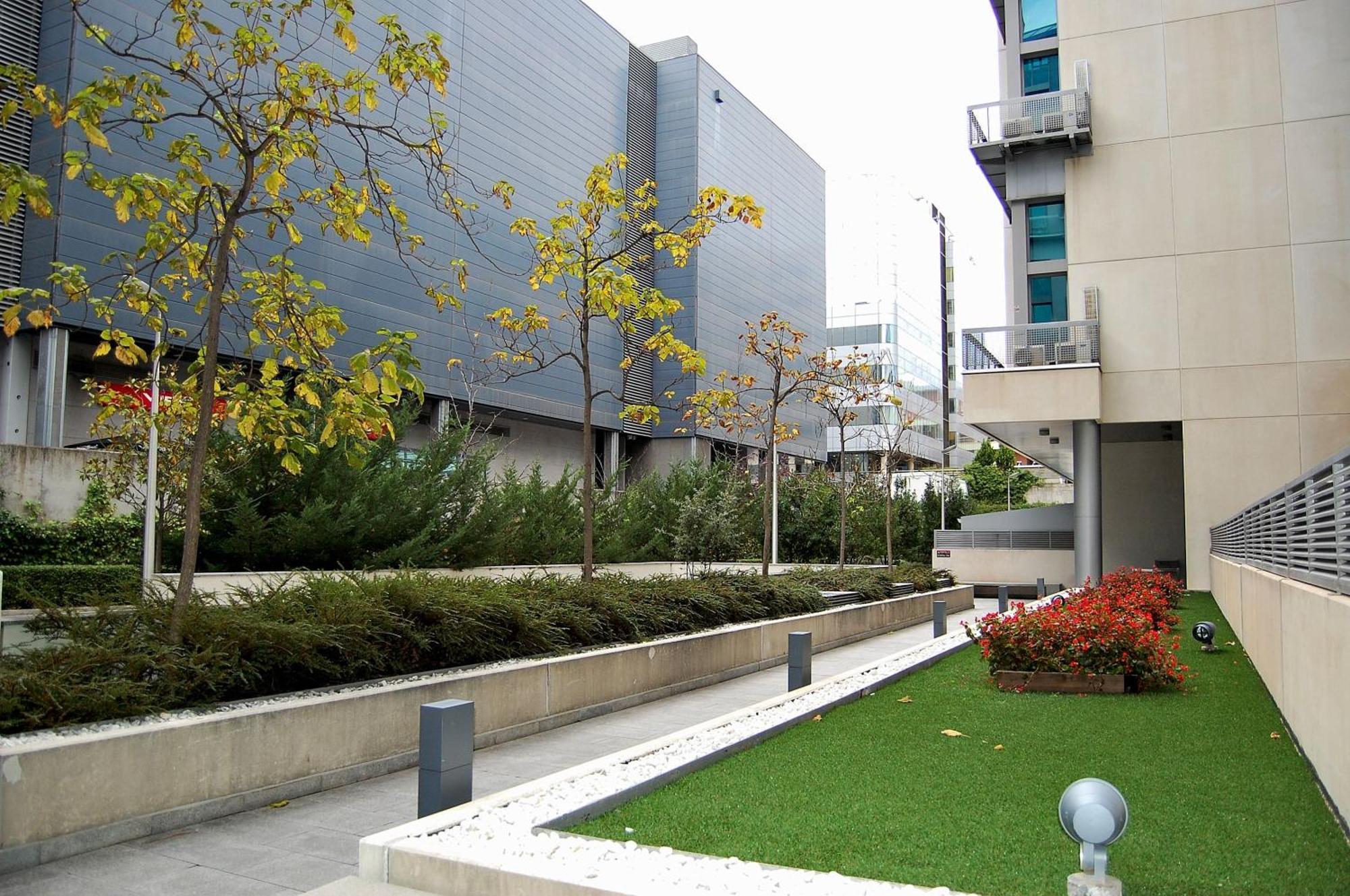 Apartamento Oshun Sanchinarro Alquiler De Loft Temporal *