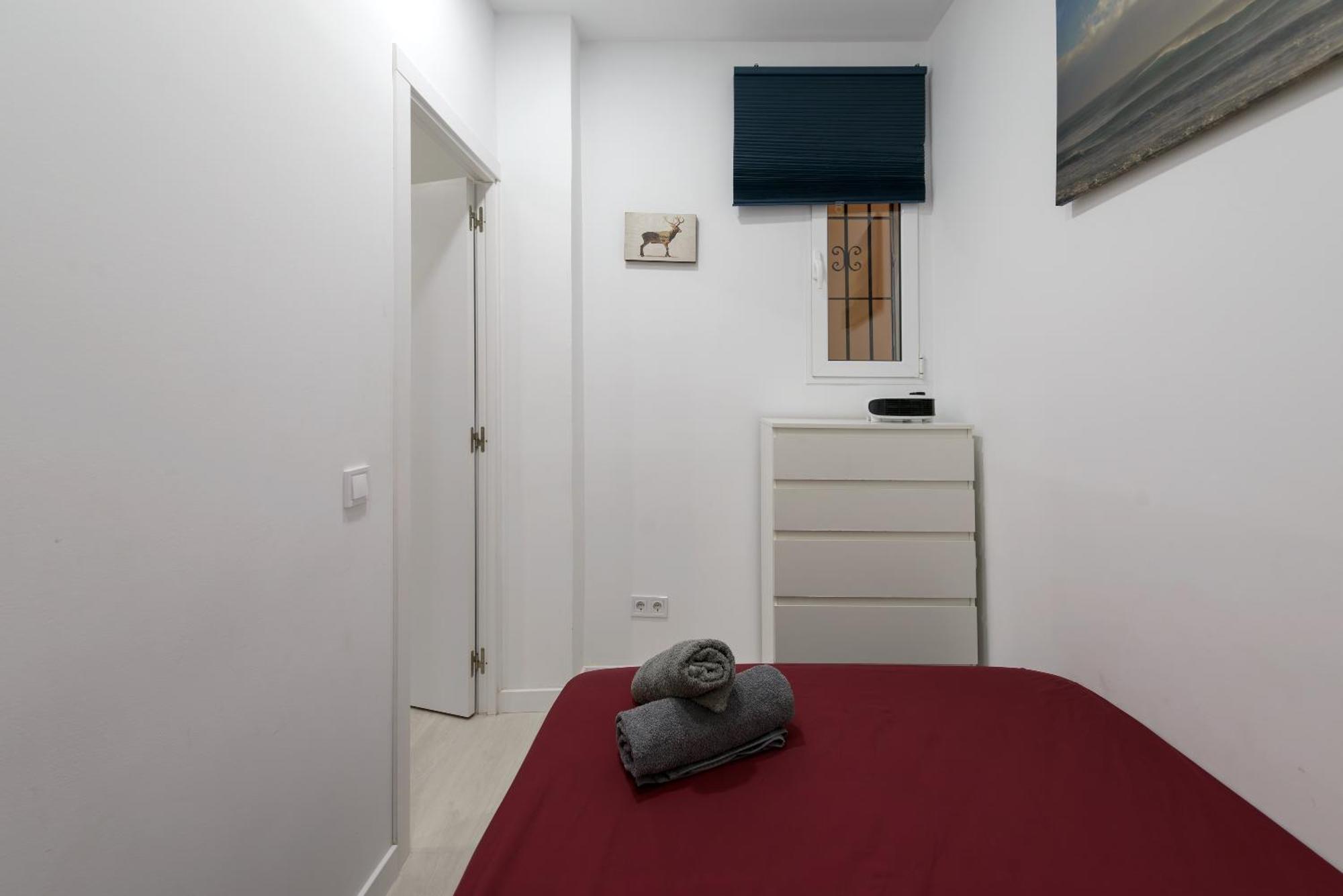 Apartamento Piso Nuevo Lavapies, Wifi, Smart Tv *