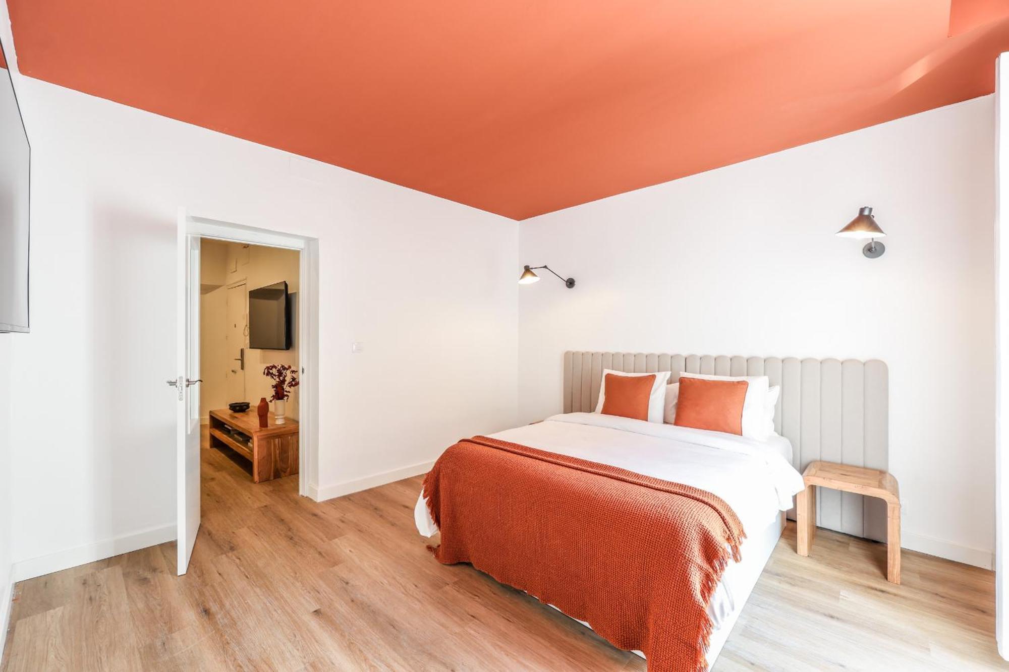 Apartamento De Diseno Gran Via -no Ascensor- Madrid